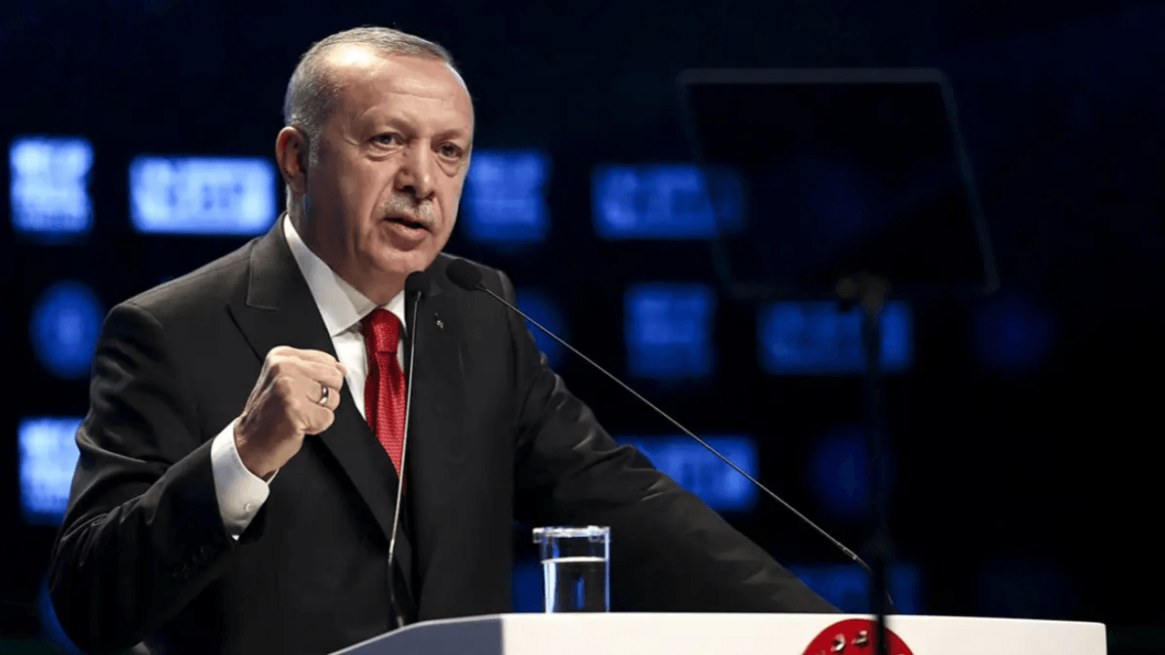Erdoğan'a sunuldu! EYT'liler için yeni sistem önerisi...