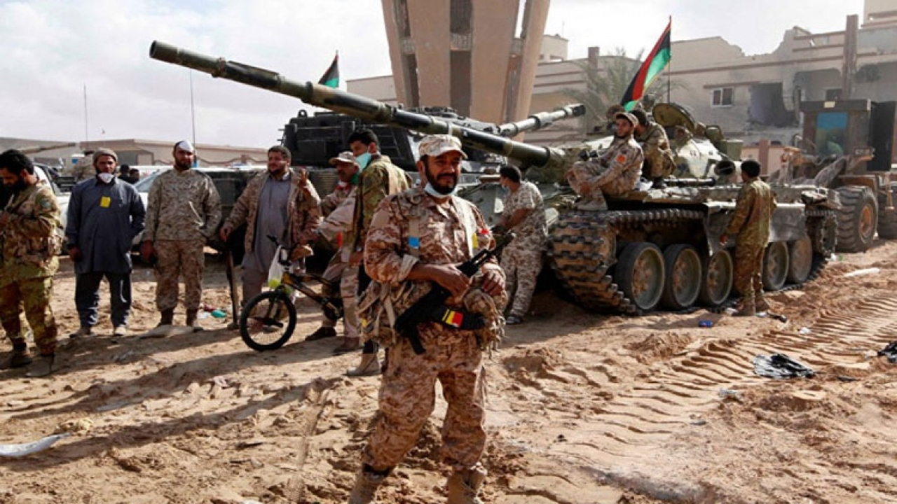 Hafter milisleri Trablus'ta gaz deposunu vurdu!