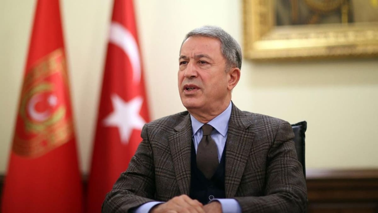 Bakan Akar'dan son dakika Patriot açıklaması...