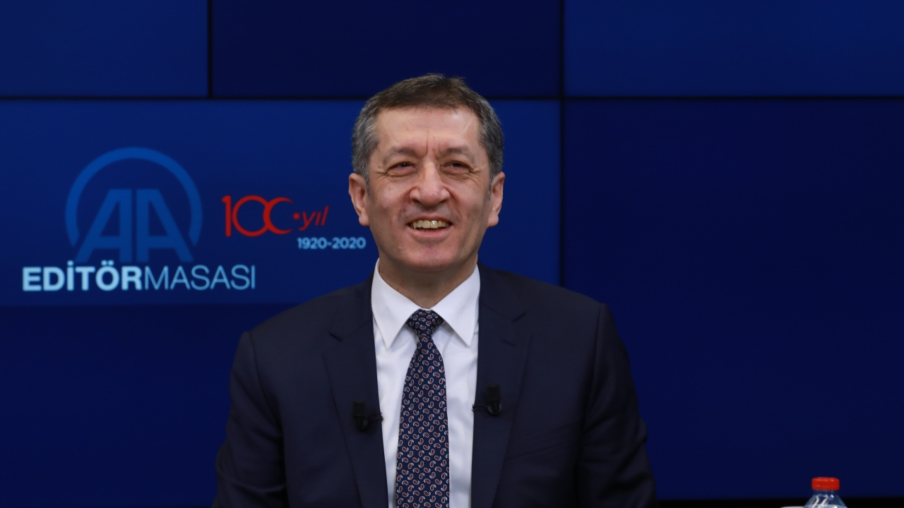 Bakan Selçuk: Atakan'ın medyada bu kadar yer almasını onaylamıyoruz