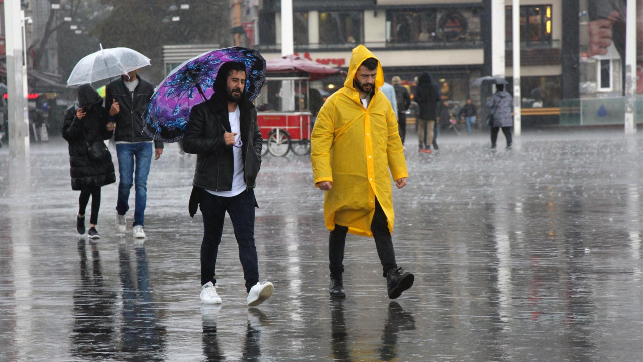 Meteoroloji günlerdir uyarıyordu, İstanbul'da başladı...