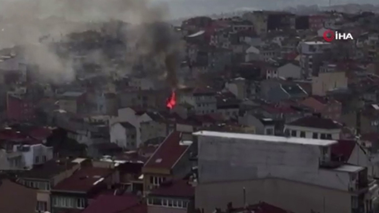 Şişli'de yangın! Alevler kilometrelerce uzaklıktan görüldü