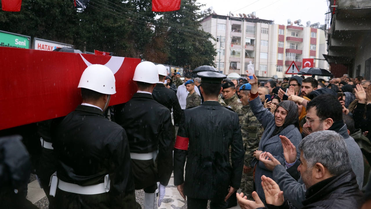 İdlib şehidi son yolculuğuna uğurlandı
