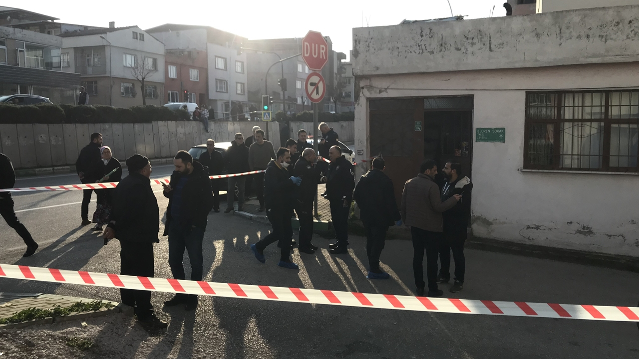 Tartıştığı babasını baltayla öldürdü...