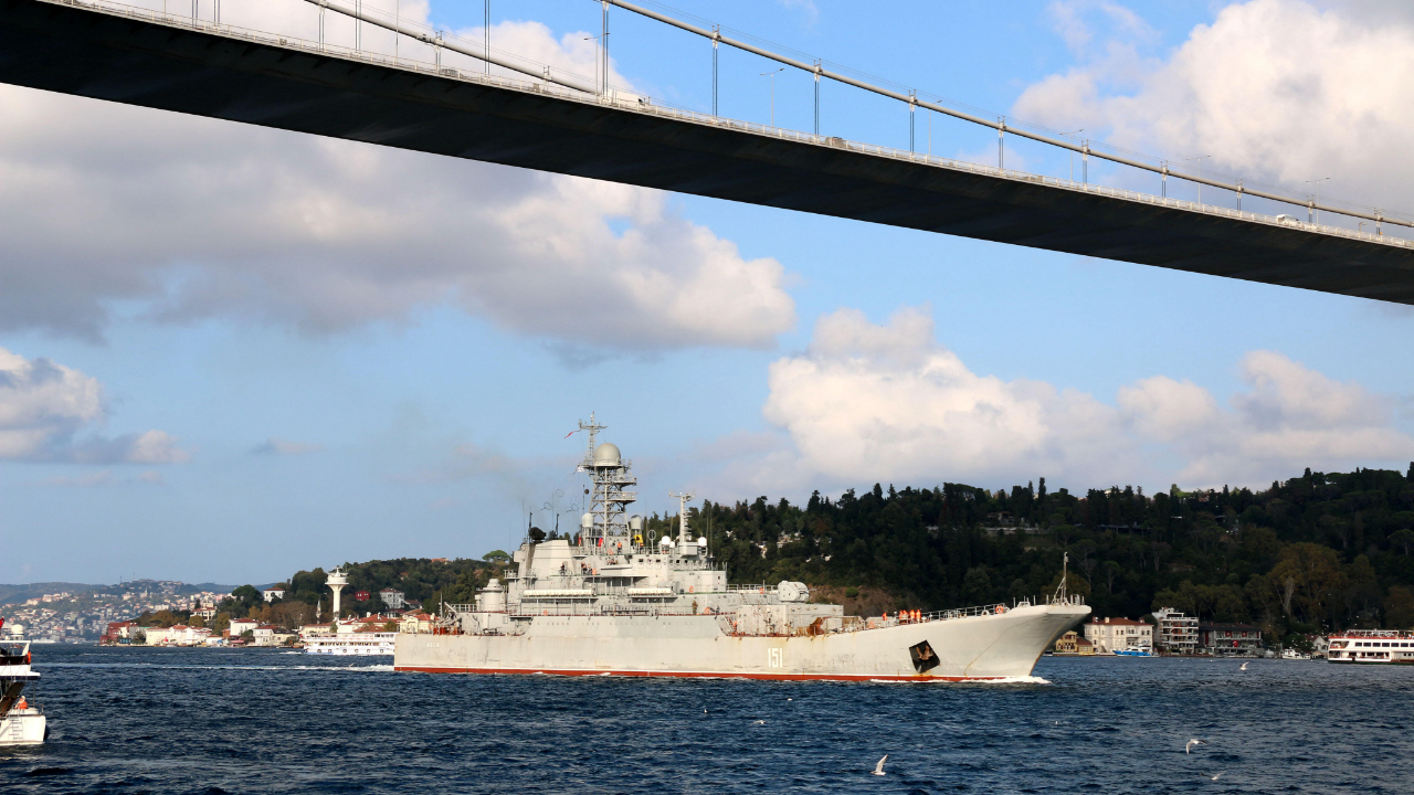 Türkiye, boğazları Rusya'ya kapatacak
