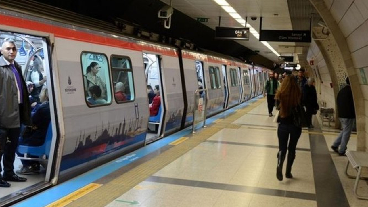 İBB’nin gece metrolarında çift ücret tarifesi büyük tepki çekiyor