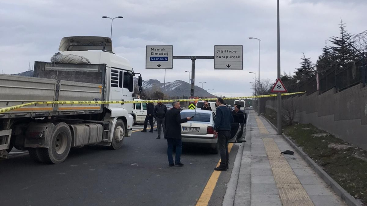 Ankara'da yol verme kavgası kanlı bitti!