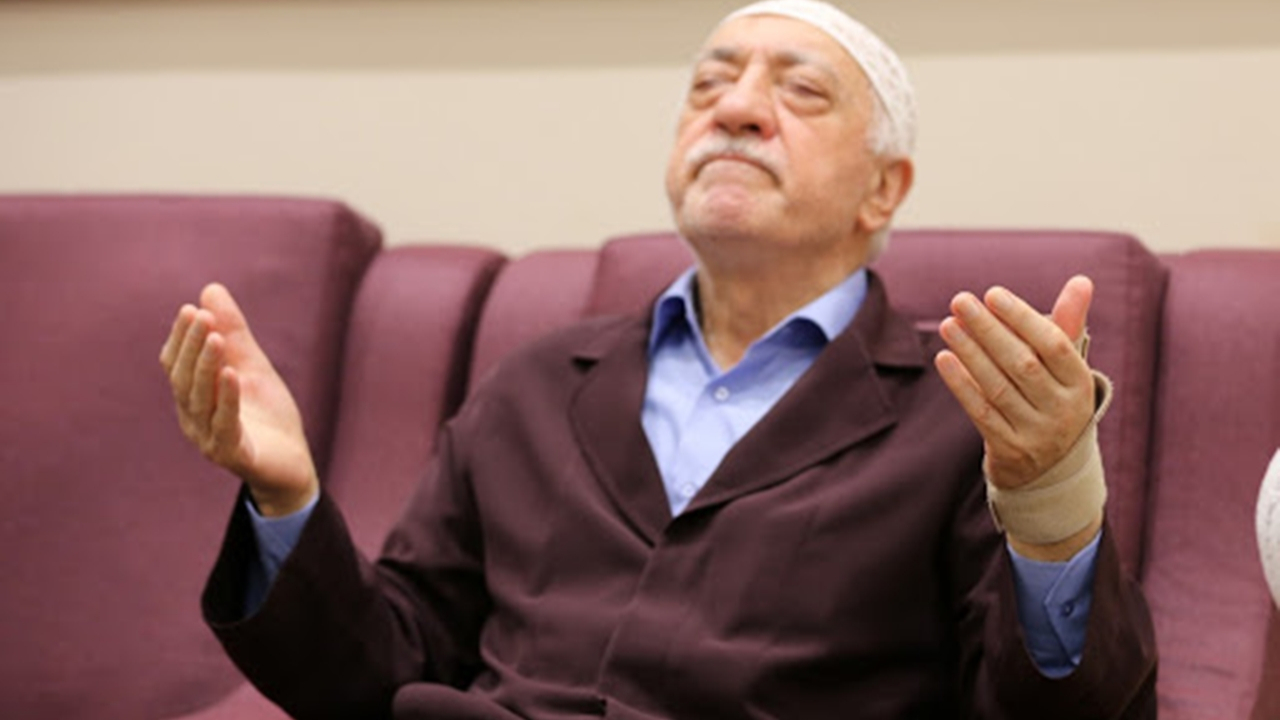 FETÖ elebaşından akıllara zarar sözler!