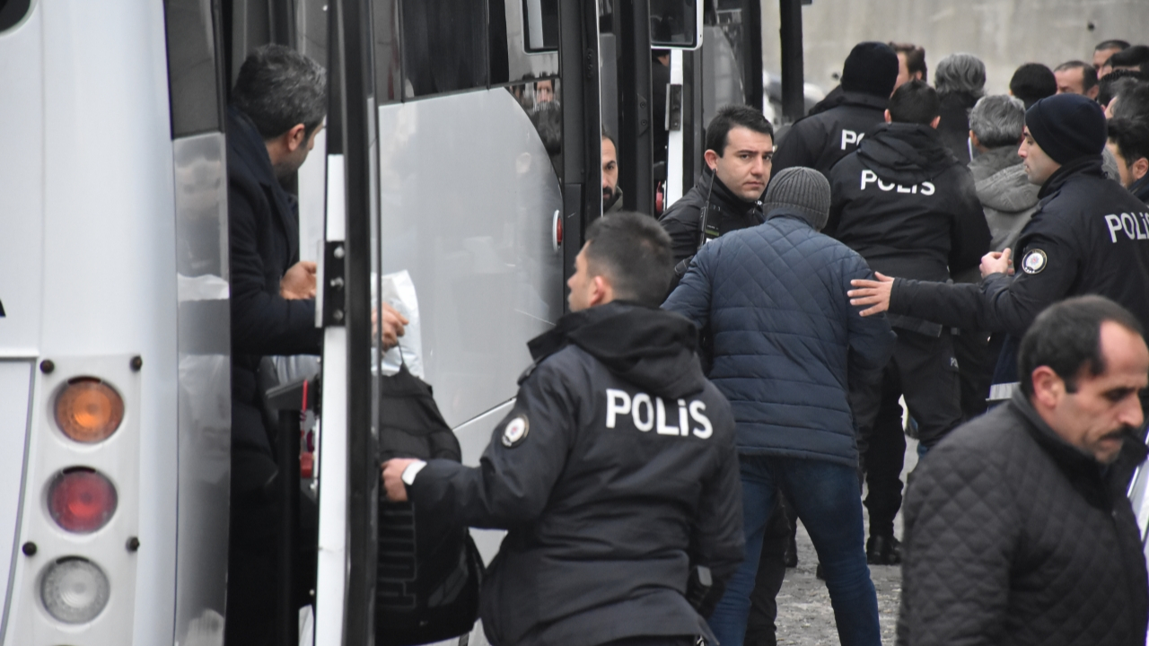 Konya merkezli 24 ilde FETÖ operasyonu