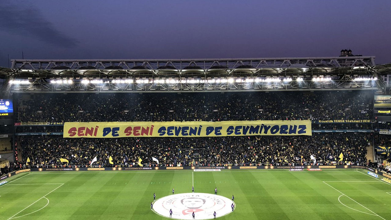 Fenerbahçe'den pankart açıklaması