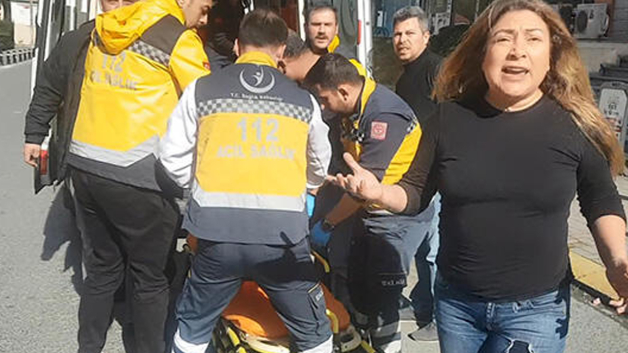 Beylikdüzü'nde AVM'de dehşet! Boşanmak isteyen karısını bıçakladı
