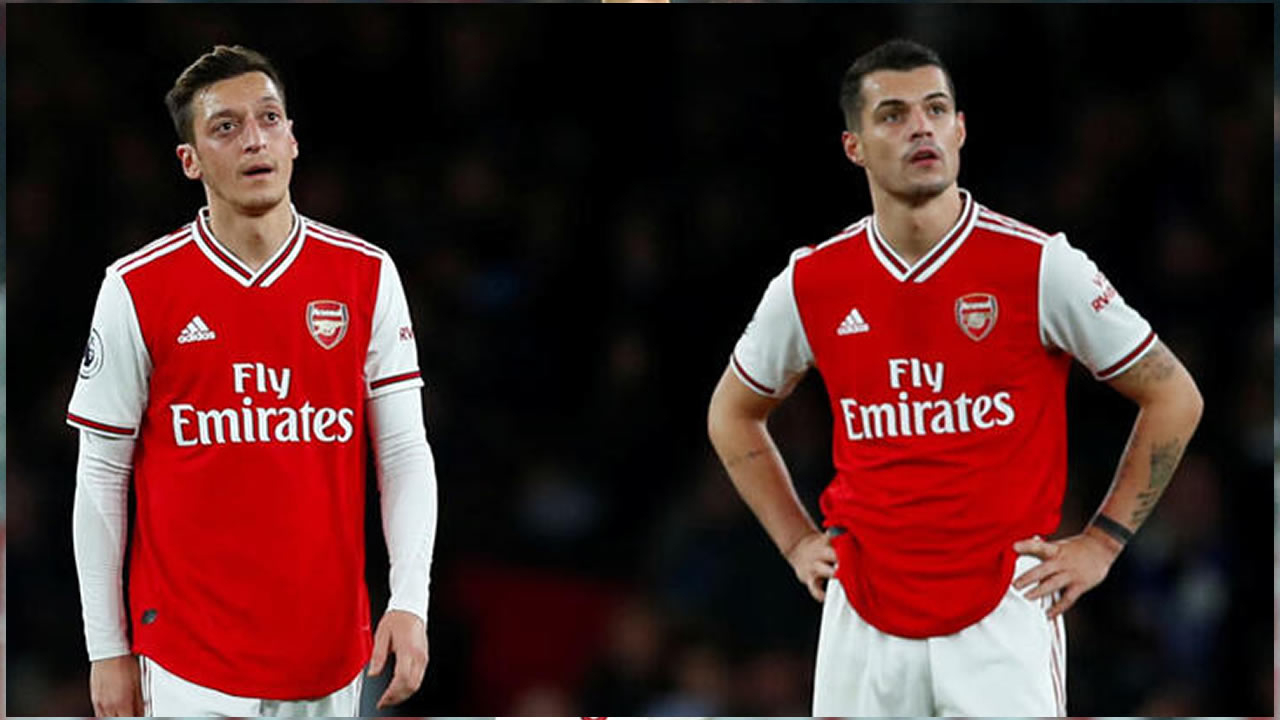 Olympiakos Arsenal'i evinde devirdi: 1-2