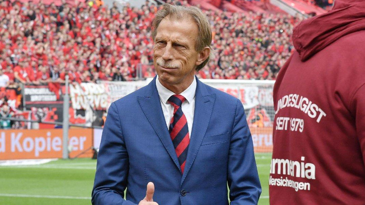 Daum Fenerbahçe'ye yeni hoca önerdi!