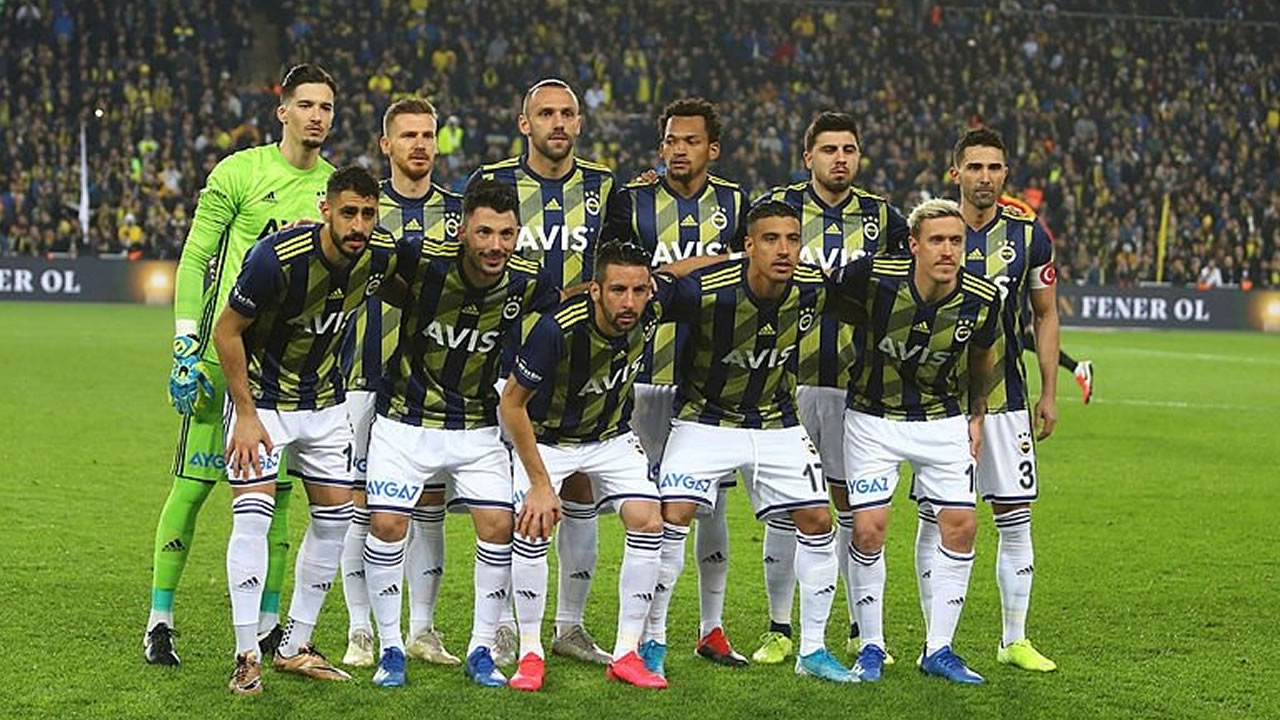 Fenerbahçe'de gidecekler ve kalacaklar belli oldu
