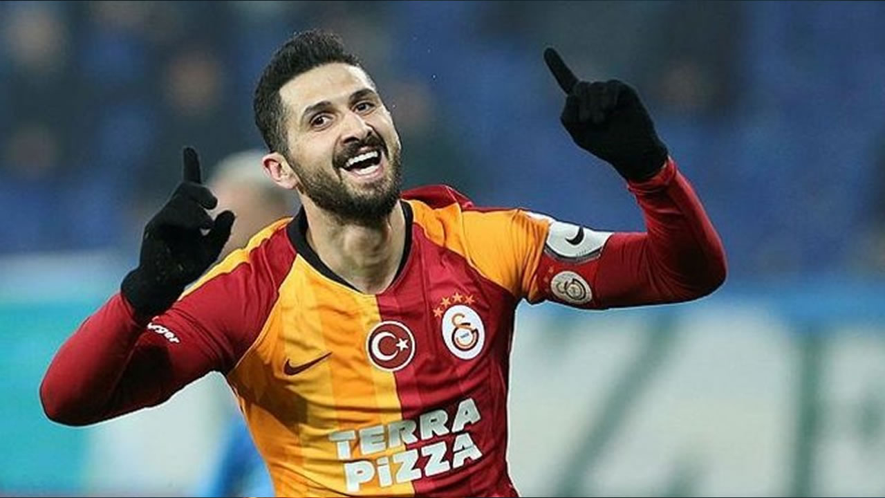 Emre Akbaba ilk 11'i garantiledi!
