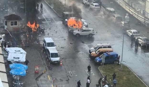Son dakika: İzmir'de çatışma anları kamerada / VİDEO