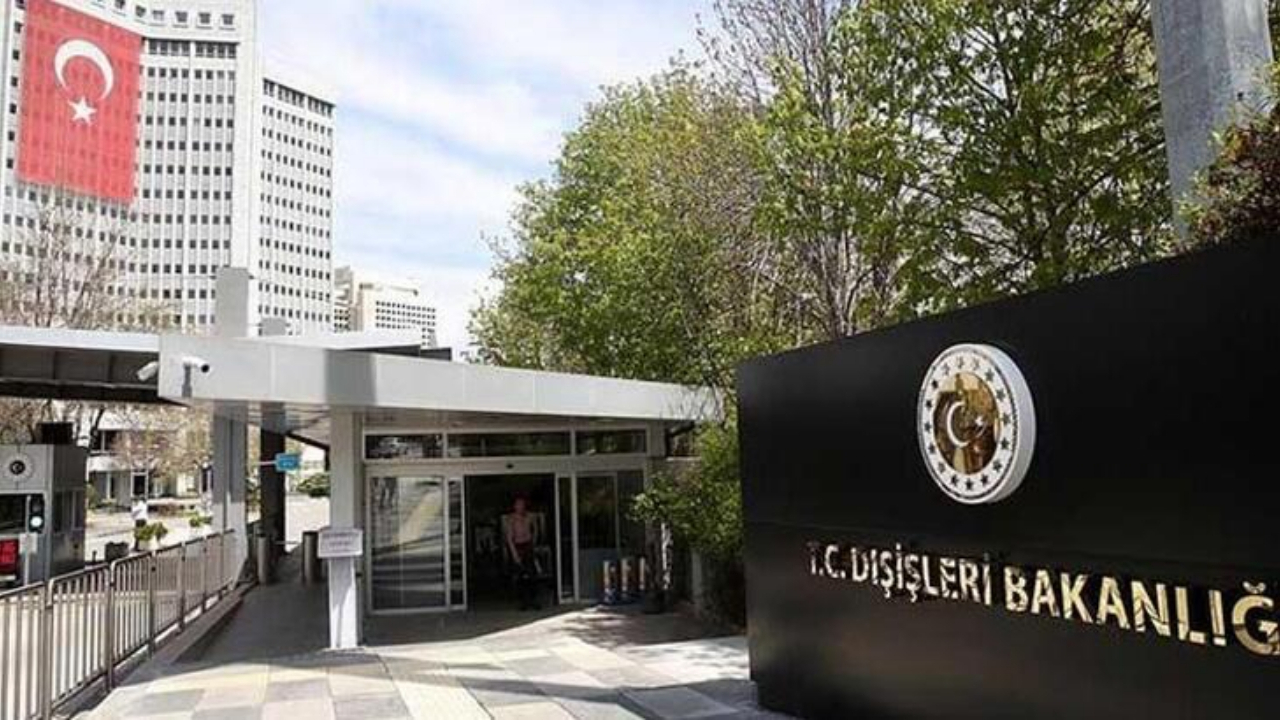 Hami Aksoy: Birleşik Krallık'ın kararını memnuniyetle karşılıyoruz