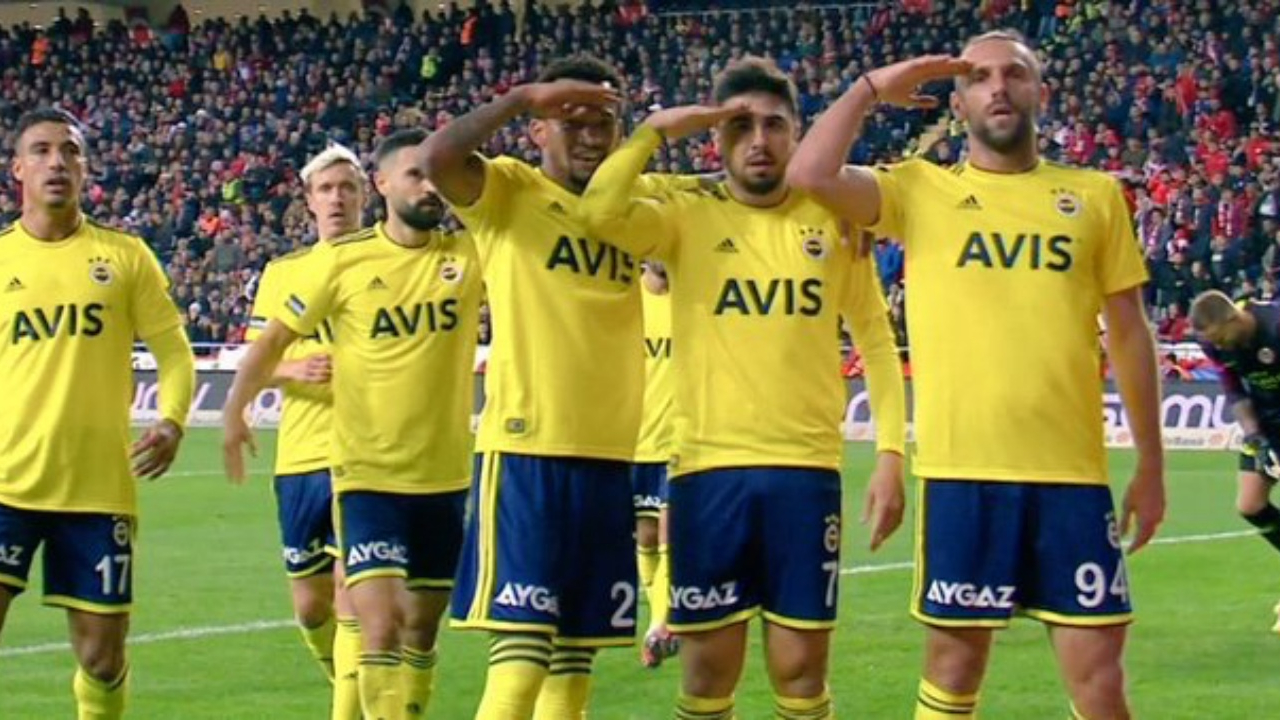 Vedat Muriqi'den golün ardından asker selamı!