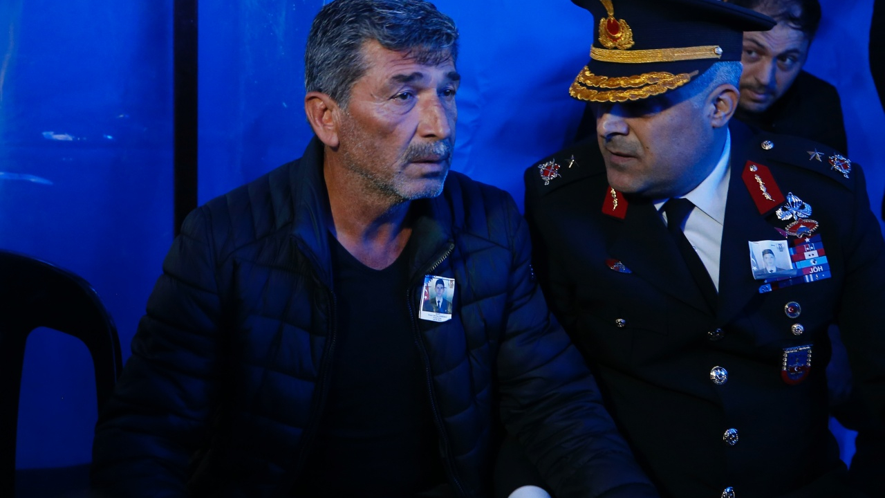Oğlunun şehadeti içine doğmuş