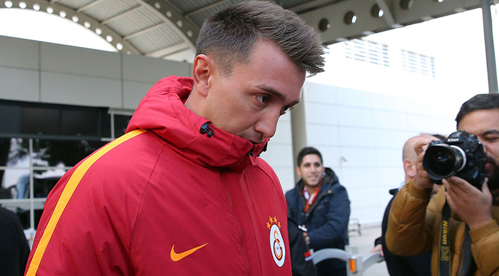 Galatasaray'da kaleci krizi! Hem Muslera hem Cenk sakatlandı