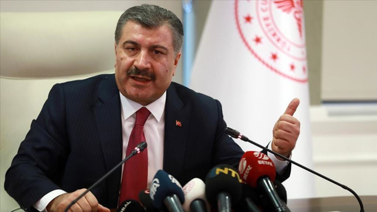 Bakan Koca: İtalya, Güney Kore ve Irak ile tüm yolcu uçuşları durduruldu
