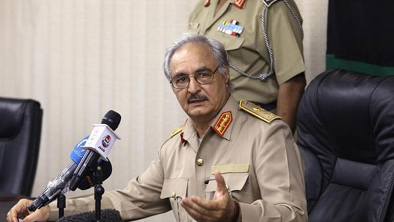 Darbeci Hafter Trablus'a saldırdı... 10 yaşındaki çocuk can verdi!