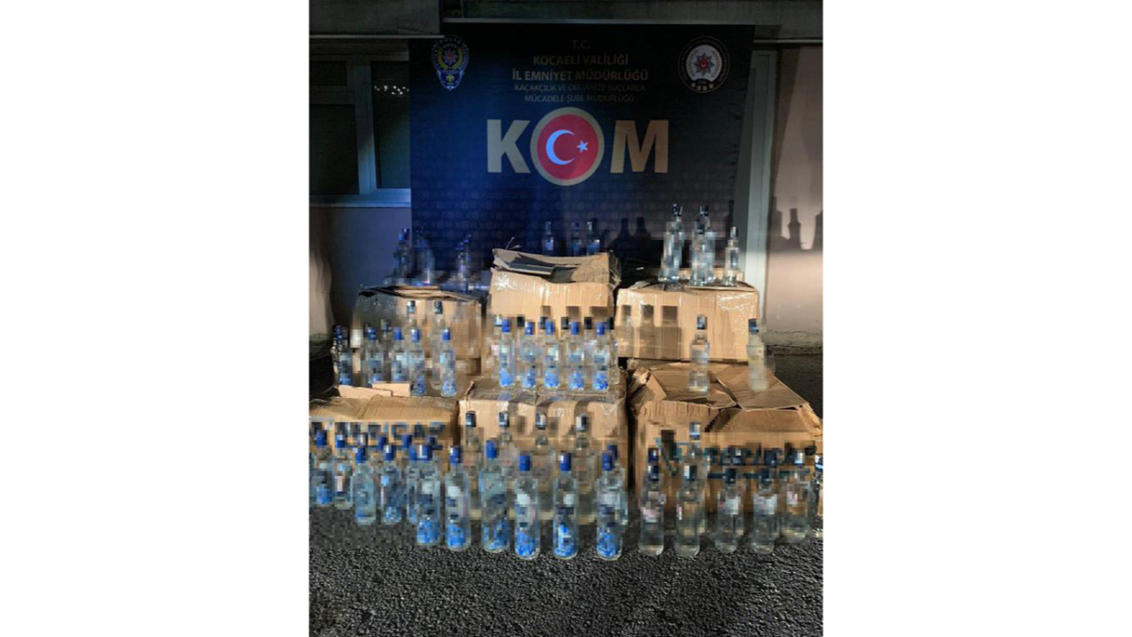 Kocaeli’de 480 şişe kaçak içki ele geçirildi