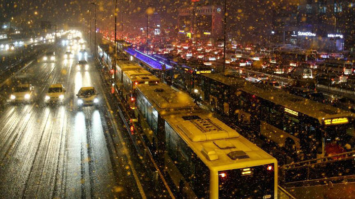 Avrasya Tüneli geçişi ve metro seferleri uzatıldı!
