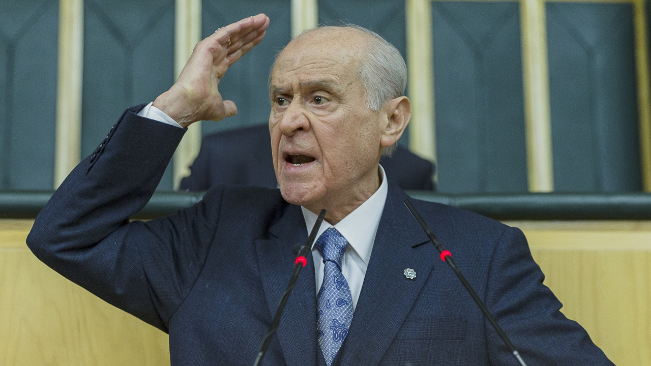 Devlet Bahçeli: Rejim uçaklarının arasında Rus uçakları da vardı