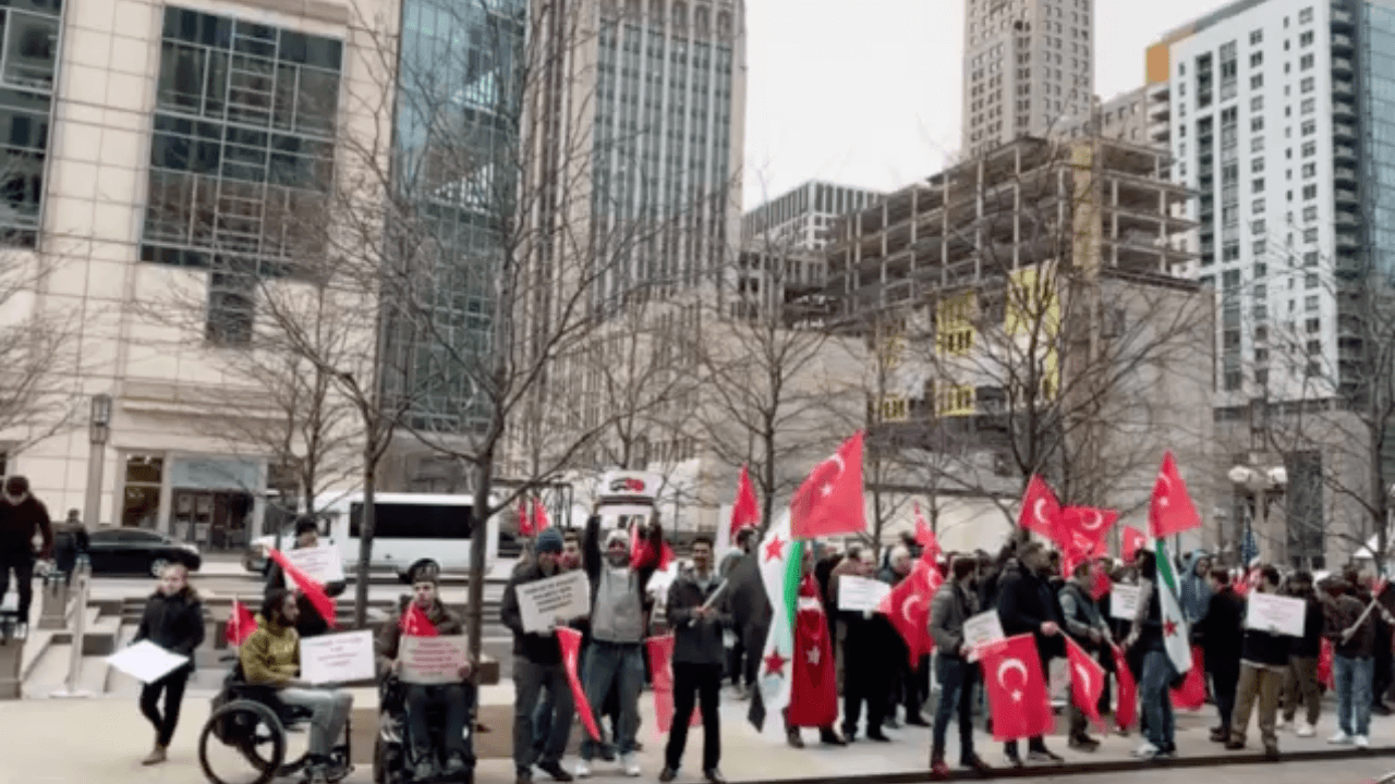 ABD'li müslümanlar Esed rejimini protesto etti