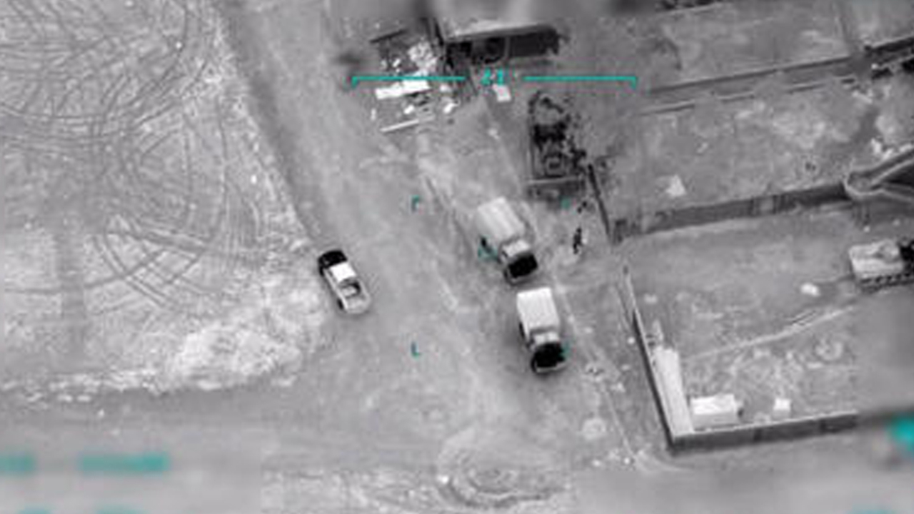 Sürü SİHA'lar hedefleri bombalıyor