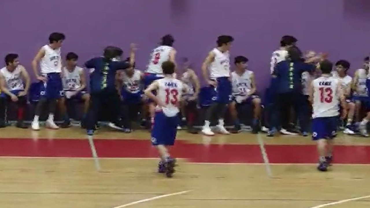 Basketbol maçında kadın antrenör dehşeti