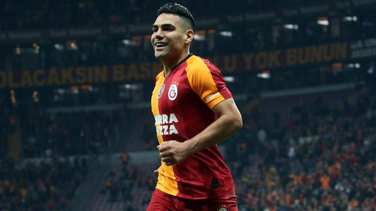 Falcao'nun dönüşü muhteşem oldu!