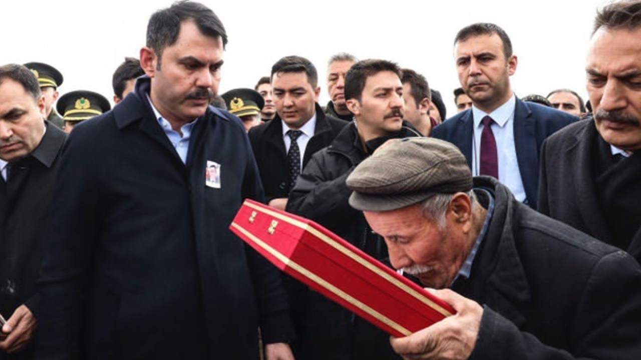 Şehit cezanesinde babadan ağlatan talep