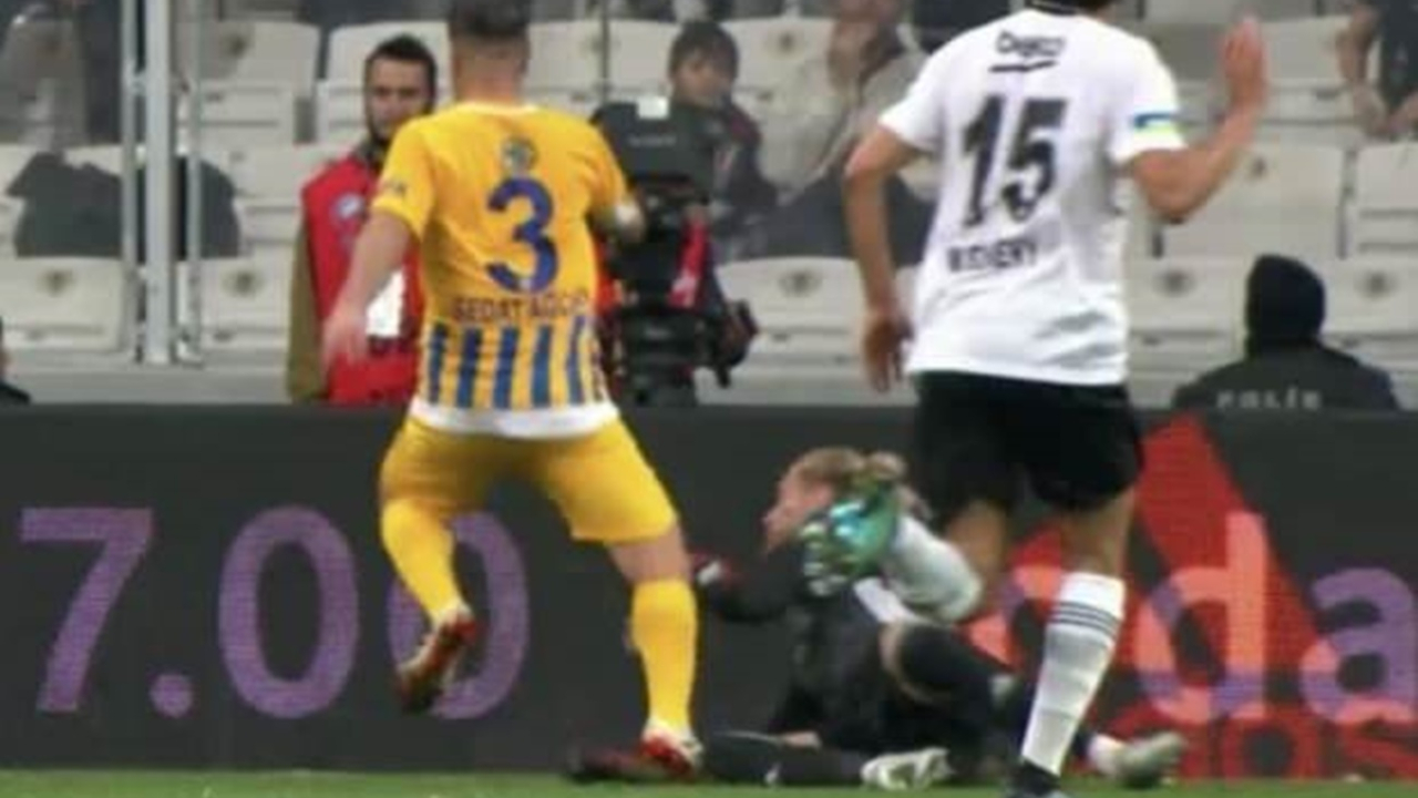Beşiktaş'ın maçında penaltı isyanı!