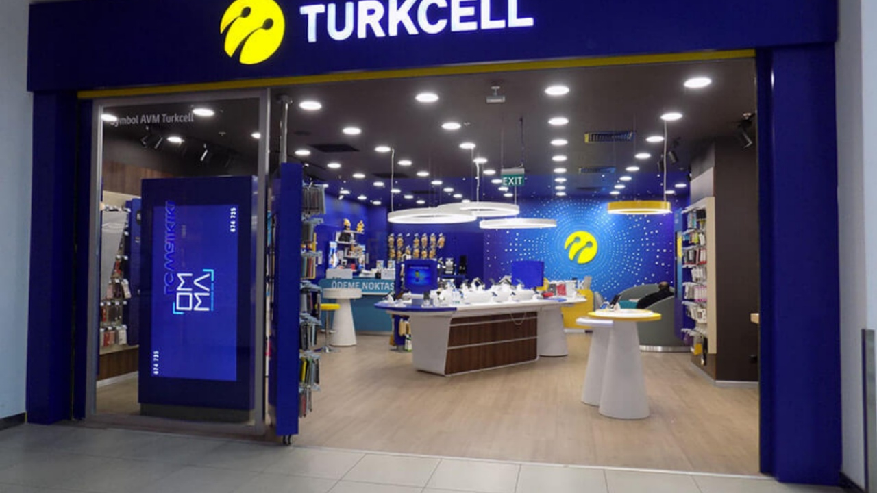 Turkcell yönetiminde büyük değişim! Başkan Ahmet Akça ile birlikte 3 isim görevlerinden ayrıldı