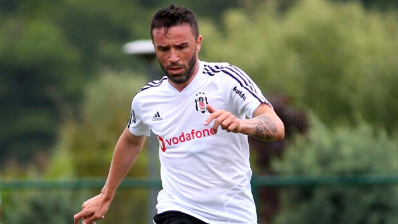 Beşiktaş'a Gökhan Gönül müjdesi!