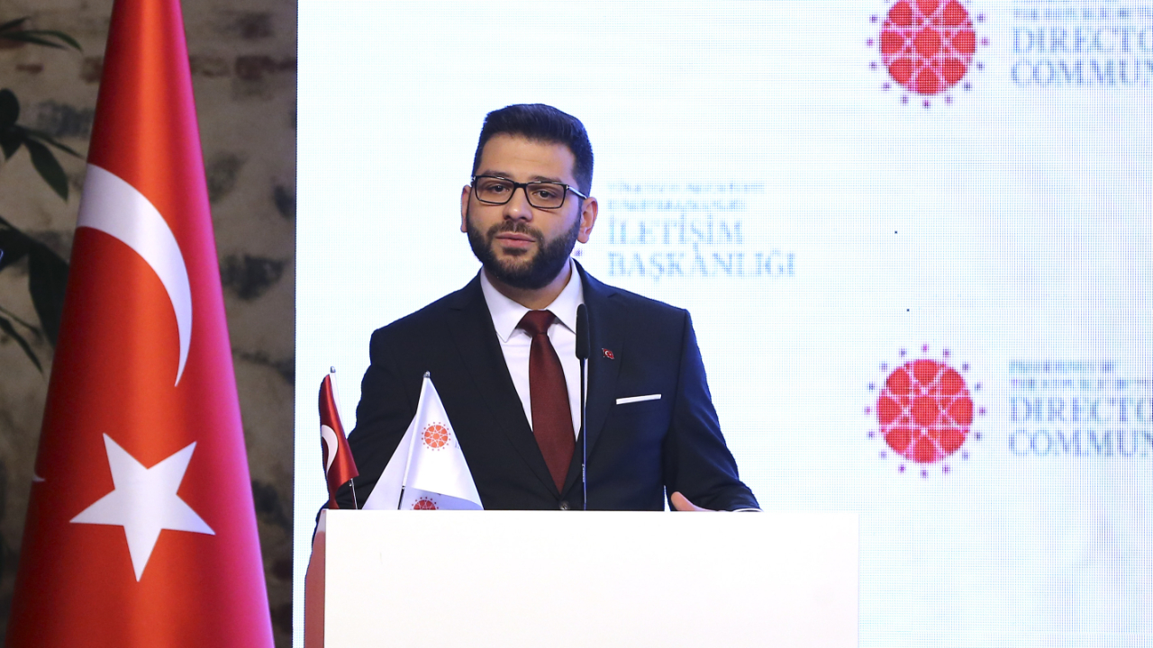 Özdemir: AB'nin üniformalı haydutların sırtını sıvazlaması utanç verici