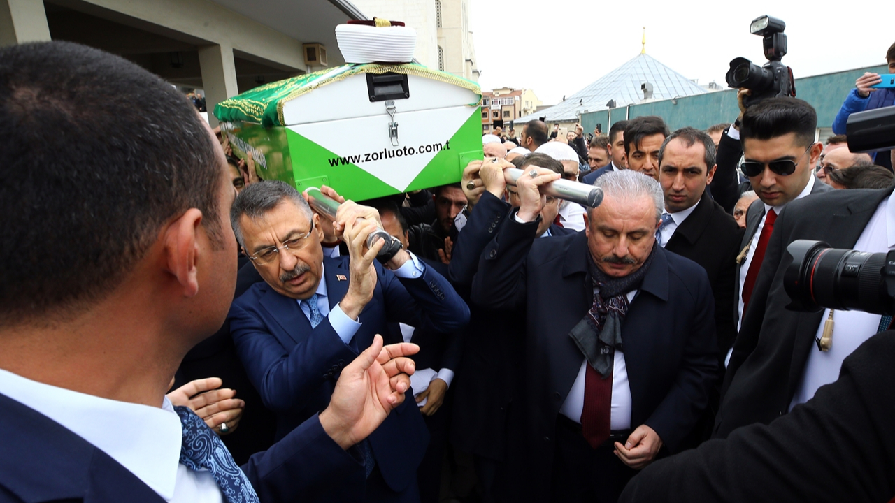 Hafız Coşar'ın cenazesinde tepki çeken detay!