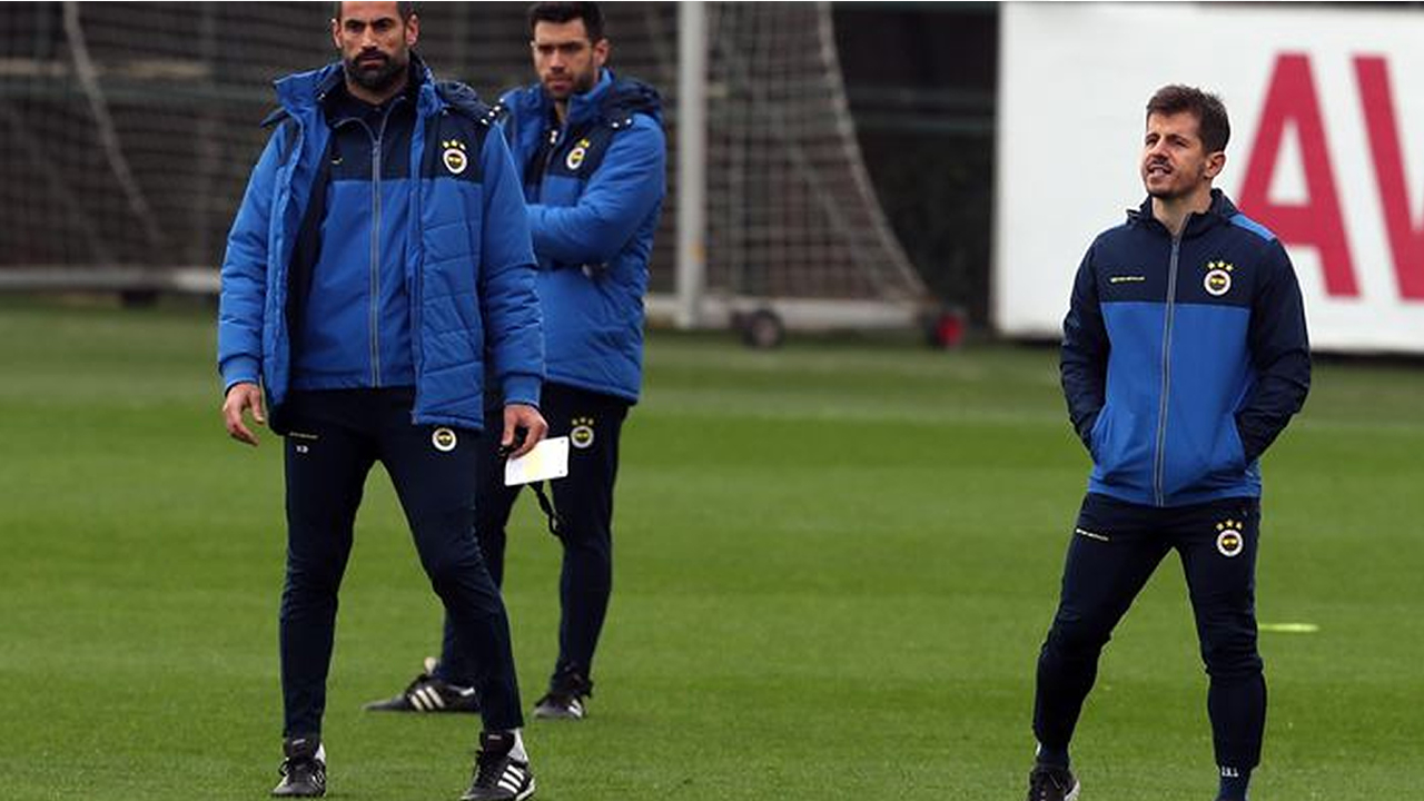 Emre Belözoğlu 16'lık ismi kadroya aldı