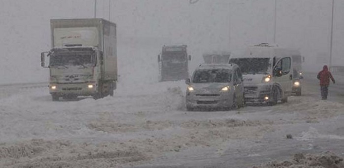 Kuzey Çevre Otoyolu'nda trafik durdu