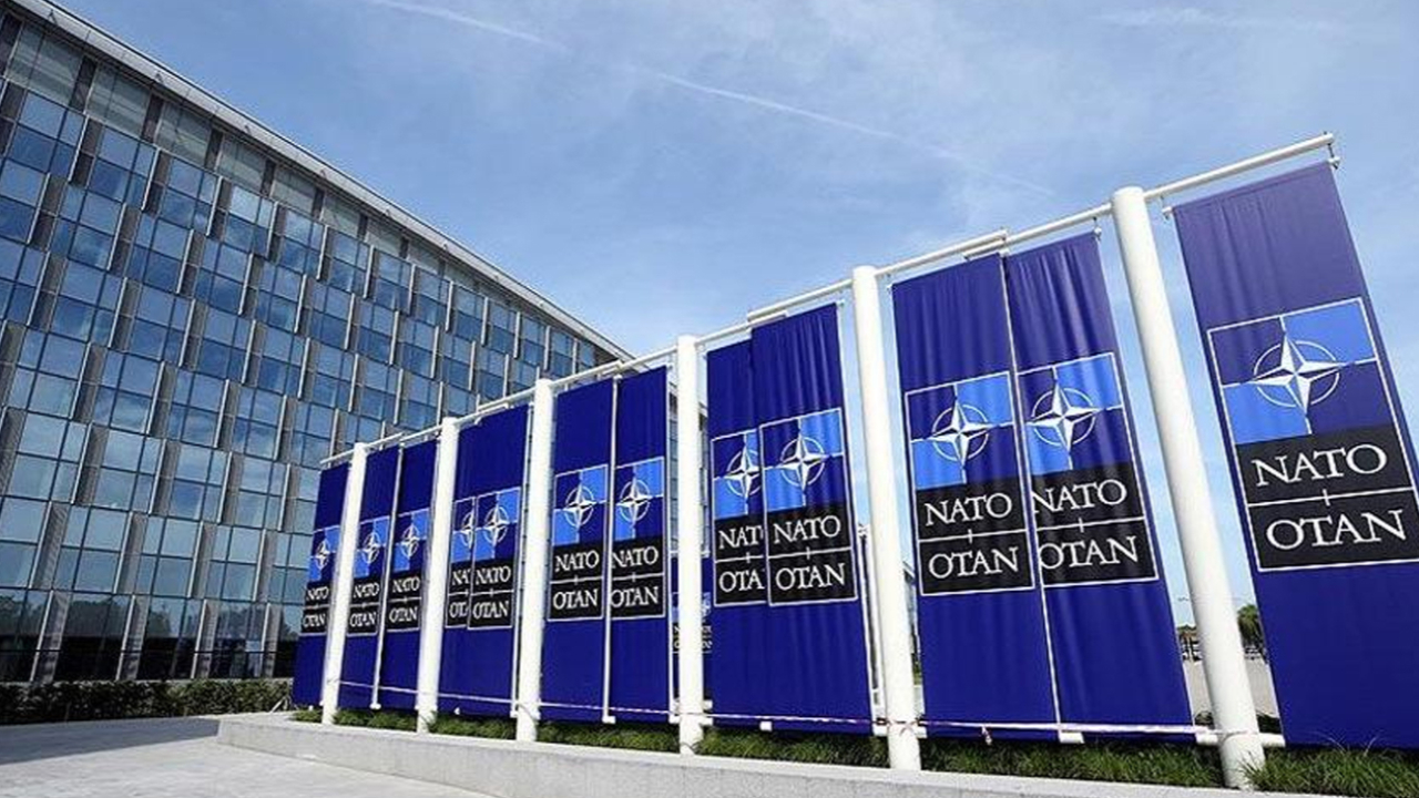 Koronavirüs NATO'ya sıçradı!