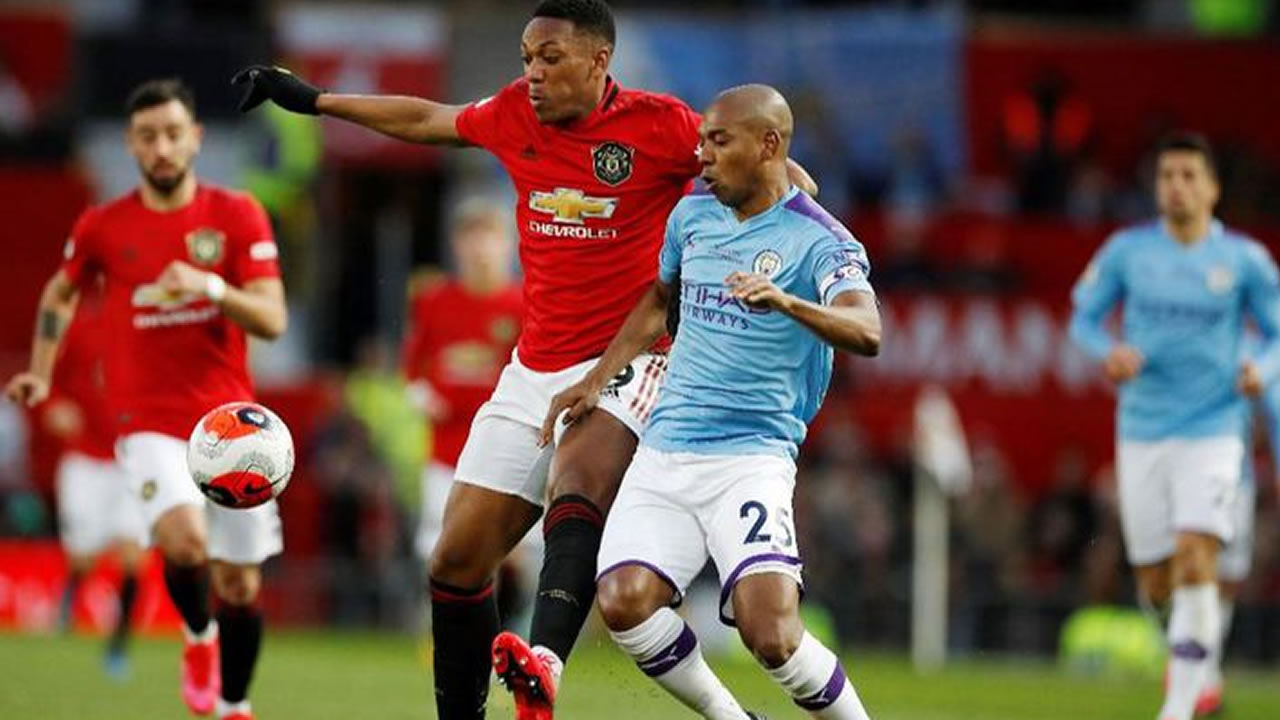 Manchester United City'yi devirdi: 2-0