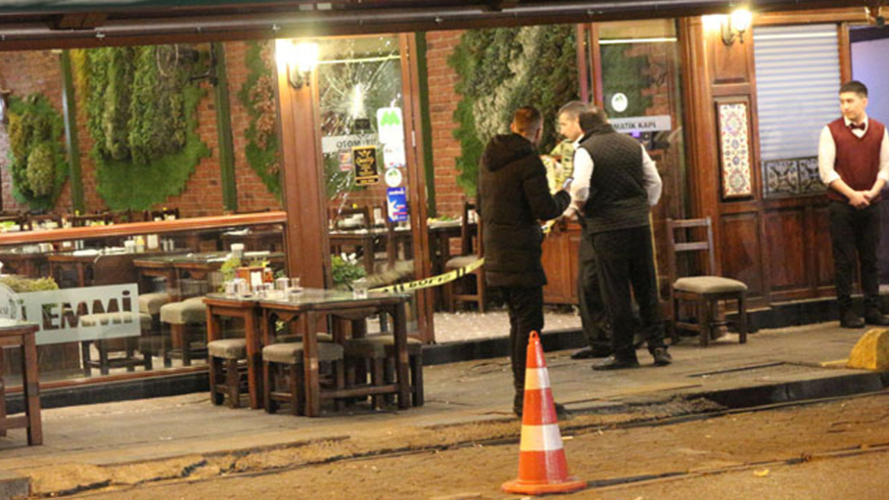 Silahlı kavgada ateşlenen mermiler doğalgaz borusunu deldi