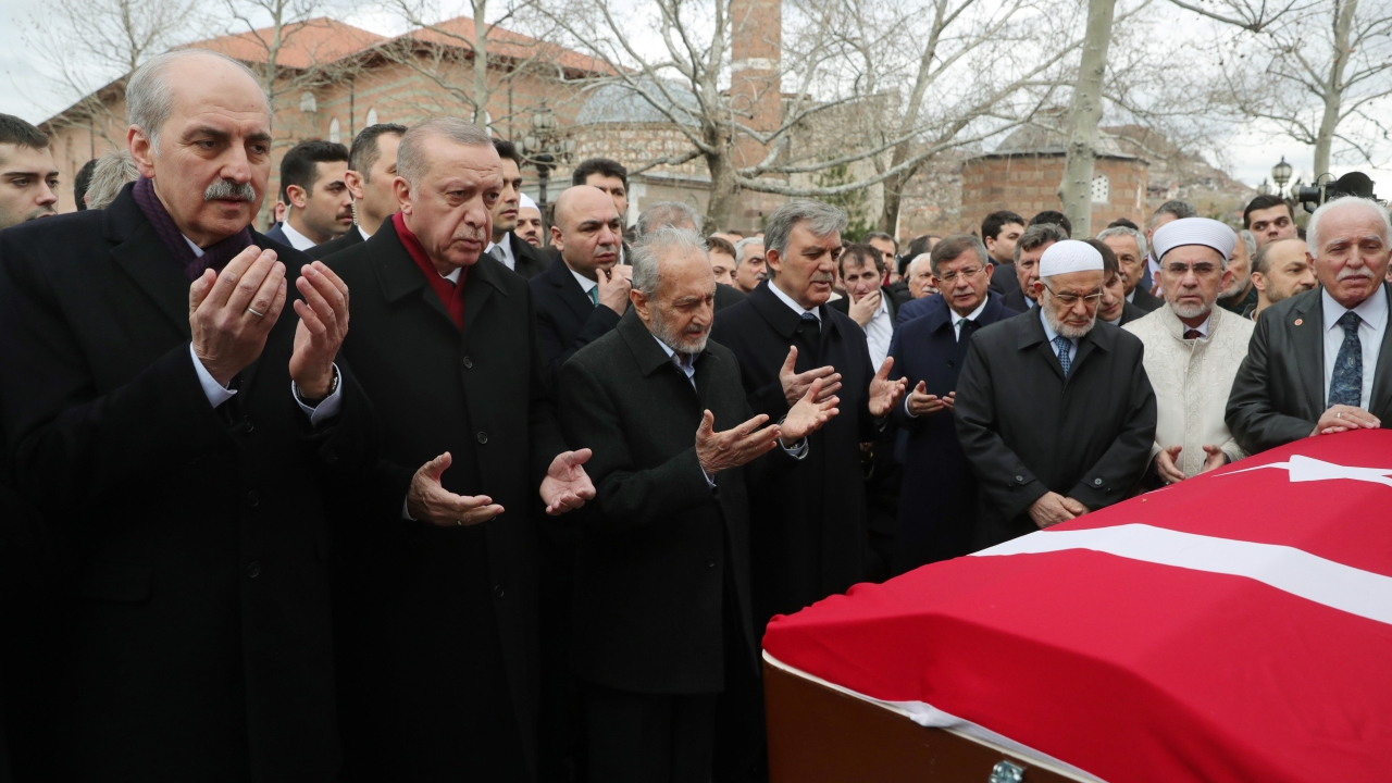 Şevket Kazan son yolculuğuna uğurlandı