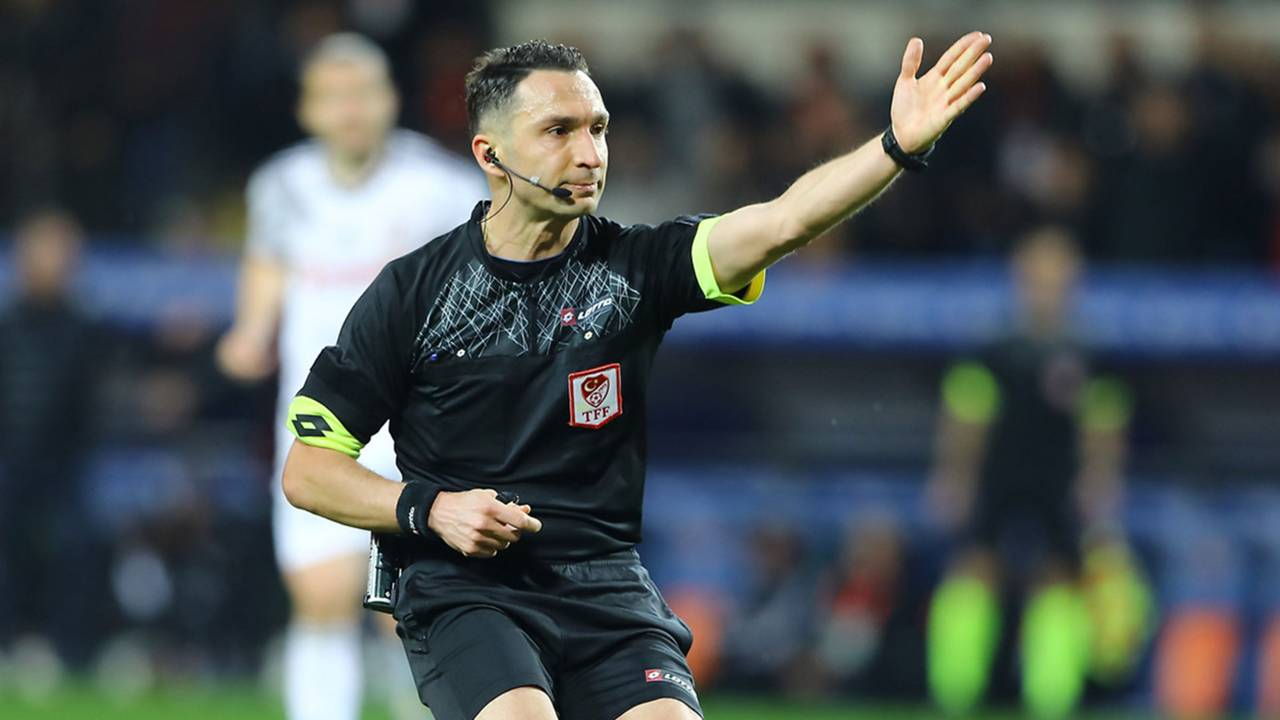 Galatasaray-Beşiktaş derbisinin hakemi belli oldu