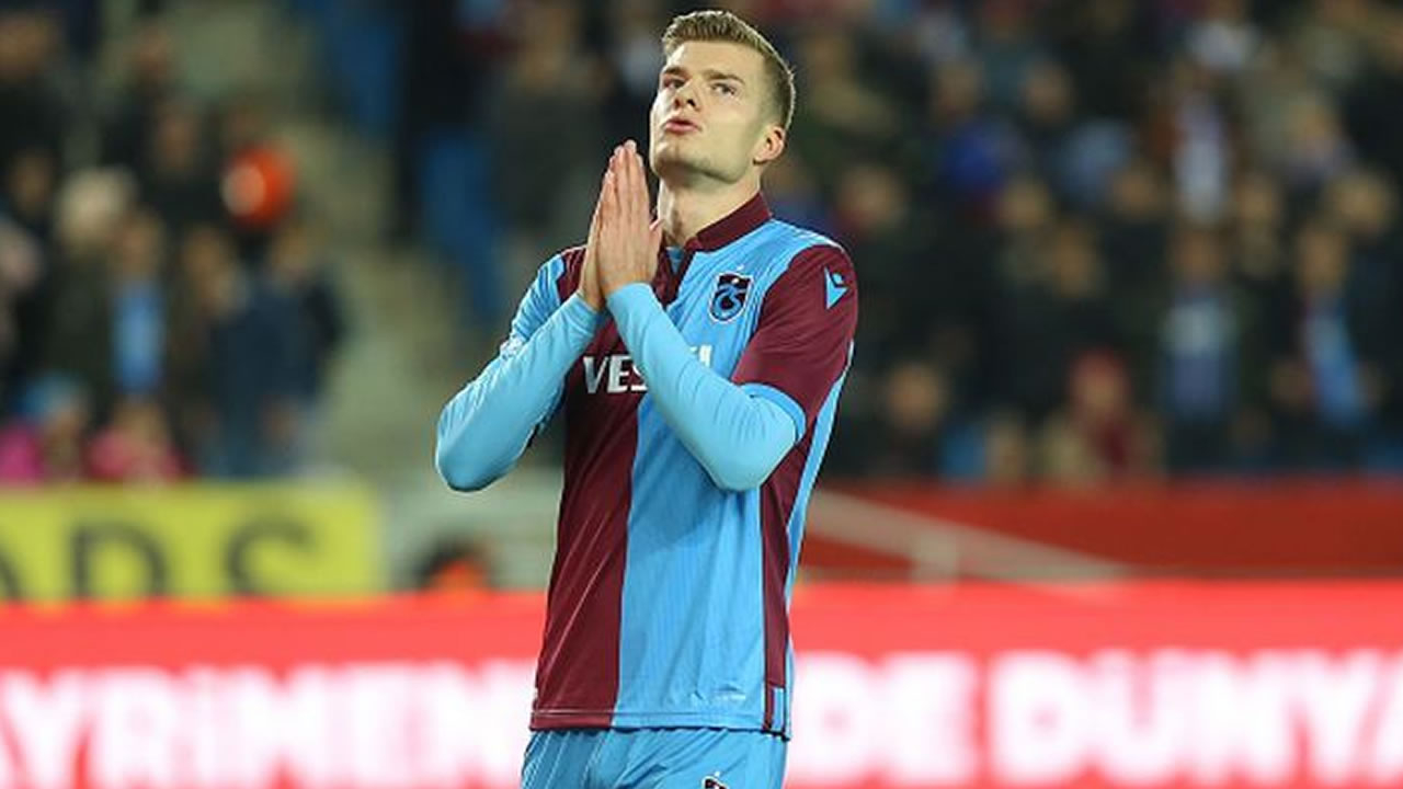 Trabzonspor'da Alexander Sörloth şoku!