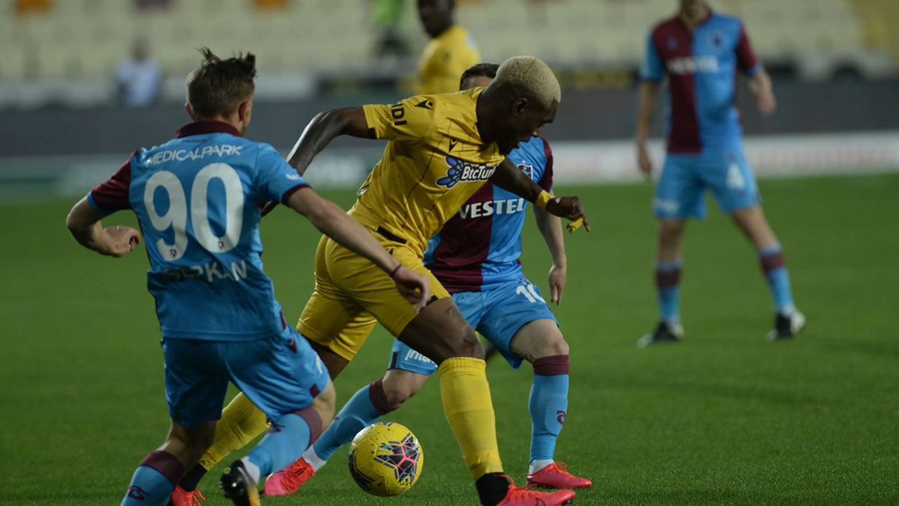 Zirvede fırtına: 1-3
