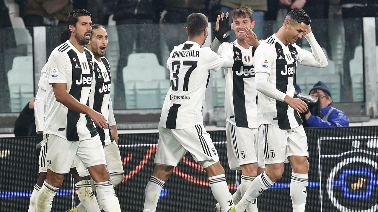 Juventus'a büyük şok! Yıldız futbolcu Koronavirüs'e yakalandı...