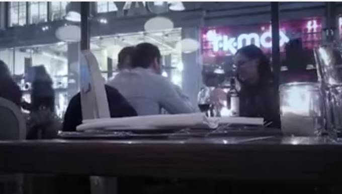 İsrail Büyükelçilik görevlisi kumpas kurarken yakalandı! VİDEO